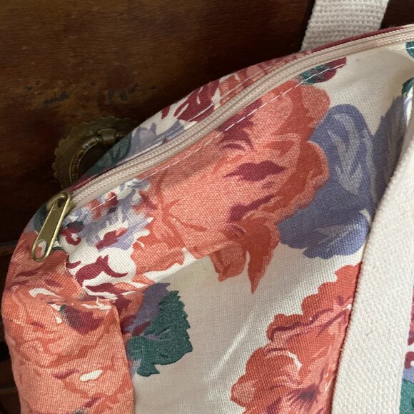 VINTAGE 1980s Canvas Cotton Hyper Floral Large Overnighter Duffel Bag tote - Picture 3 of 4
